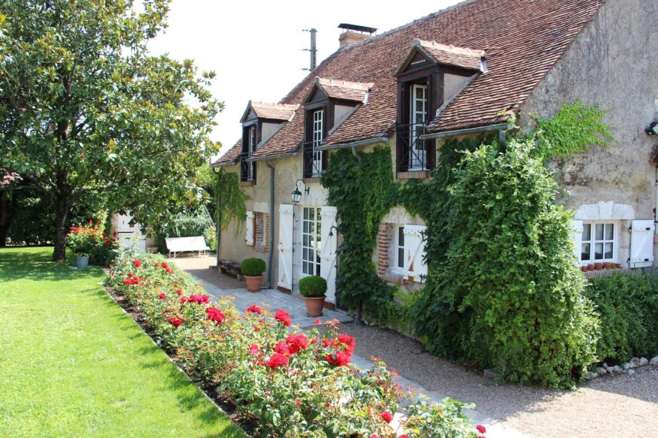 Saint-Ay La Cormellerie B&B 외부 사진