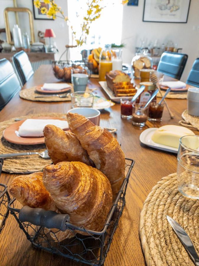 Saint-Ay La Cormellerie B&B 외부 사진