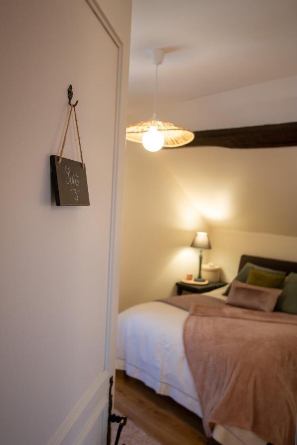 Saint-Ay La Cormellerie B&B 외부 사진