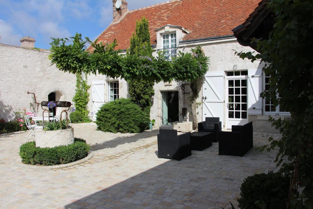 Saint-Ay La Cormellerie B&B 외부 사진